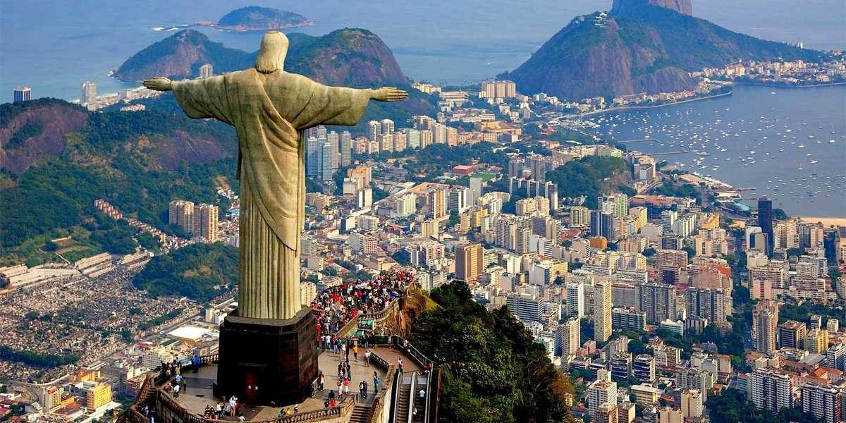 The landscape of Christ the Redeemer
