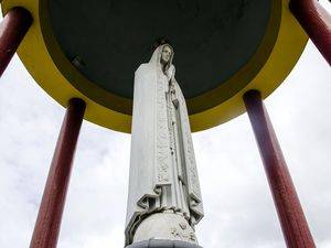 The throne of Fatima