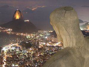 Photos And Explanations On Lightning Striking Christ The Redeemer