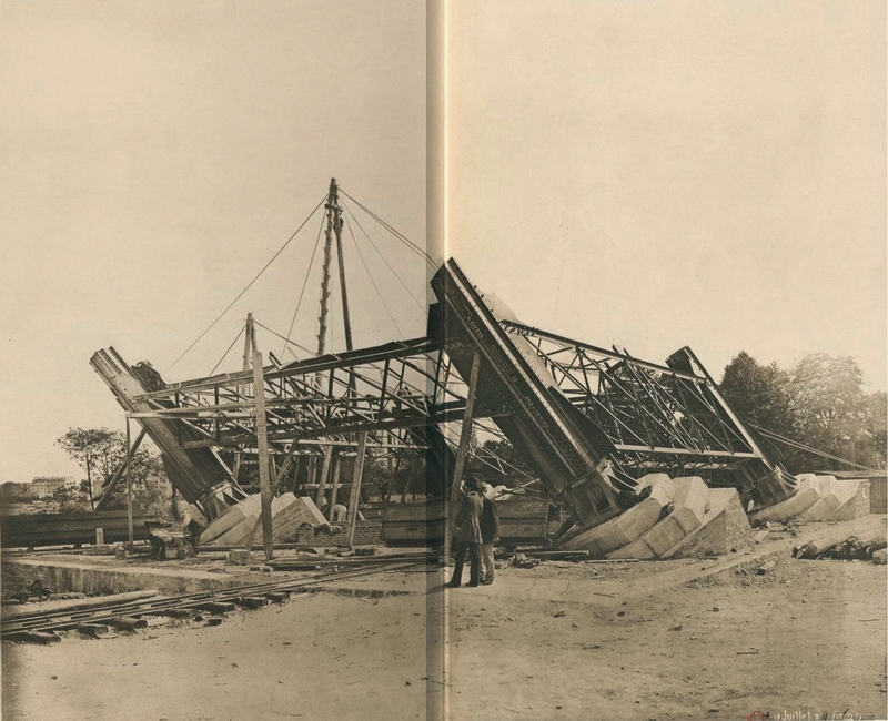 The departure of the batteries of the Eiffel Tower