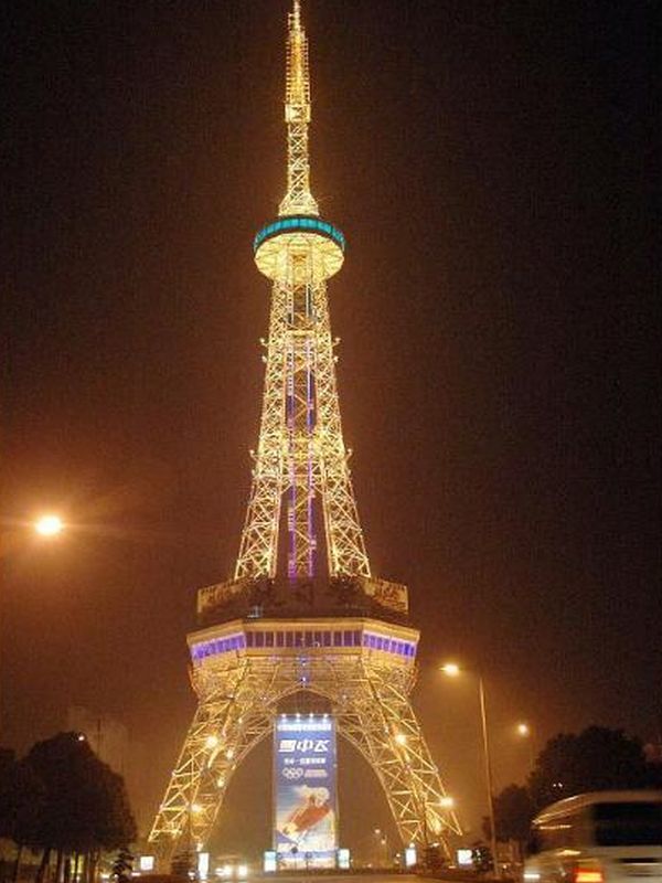 Copies, replicas and reproductions of the Eiffel Tower in China