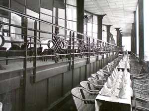 Gallery of the first floor in 1937