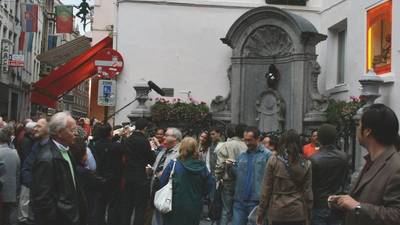 Visit the Manneken Pis