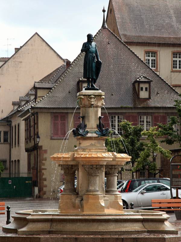 Roesselmann fountain