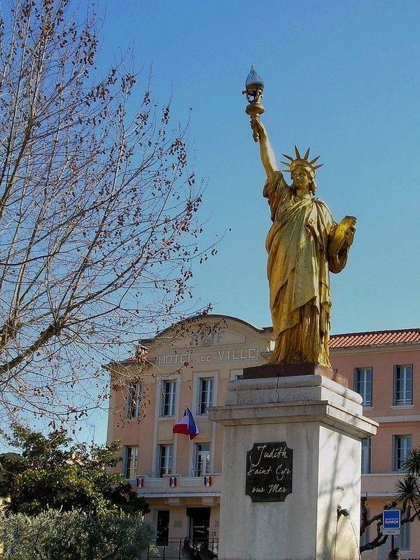 Replica of St-Cyr-sur-Mer