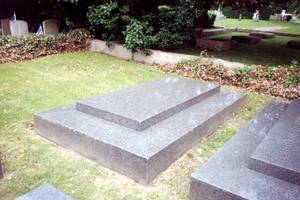 Tomb of Morris Hunt