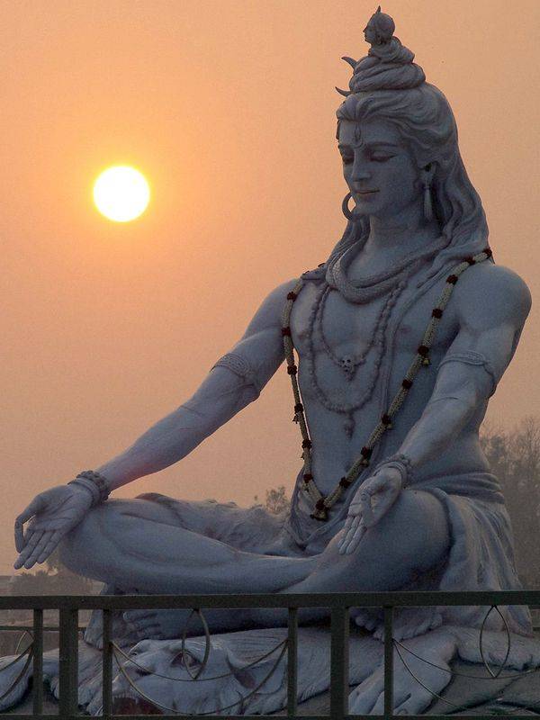 Statue of God Shiva