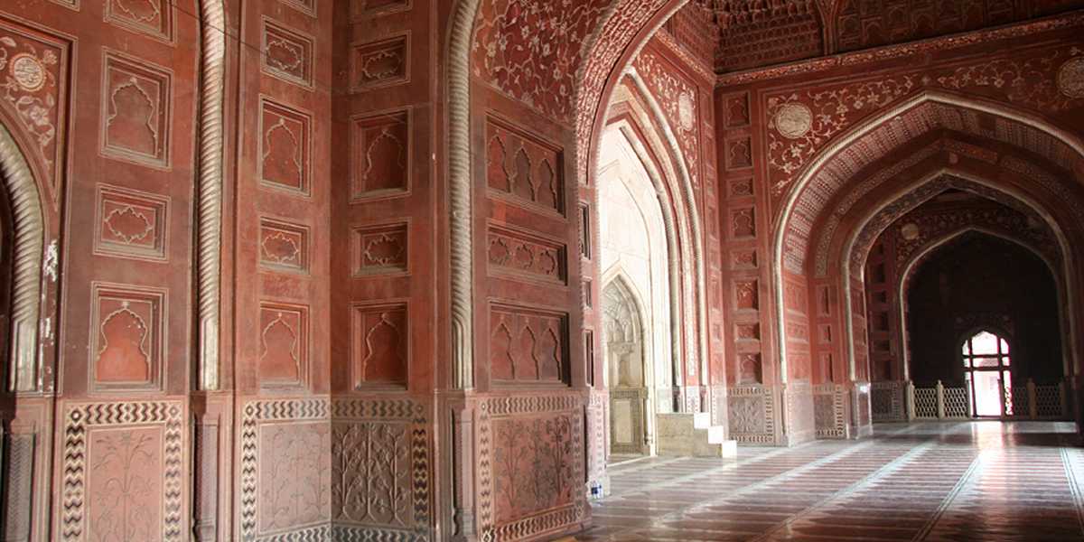 A temple in the Taj Mahal? What Mughal-era documents tell us about tangled  claims